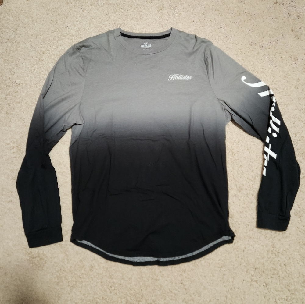 Long-sleeved Hollister top